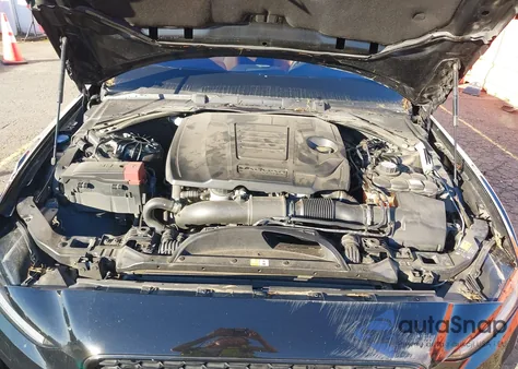 2020 Jaguar Xe R-Dynamic S Awd Automatic z USA, uszkodzony, nr VIN SAJAT4GX1LCP61775